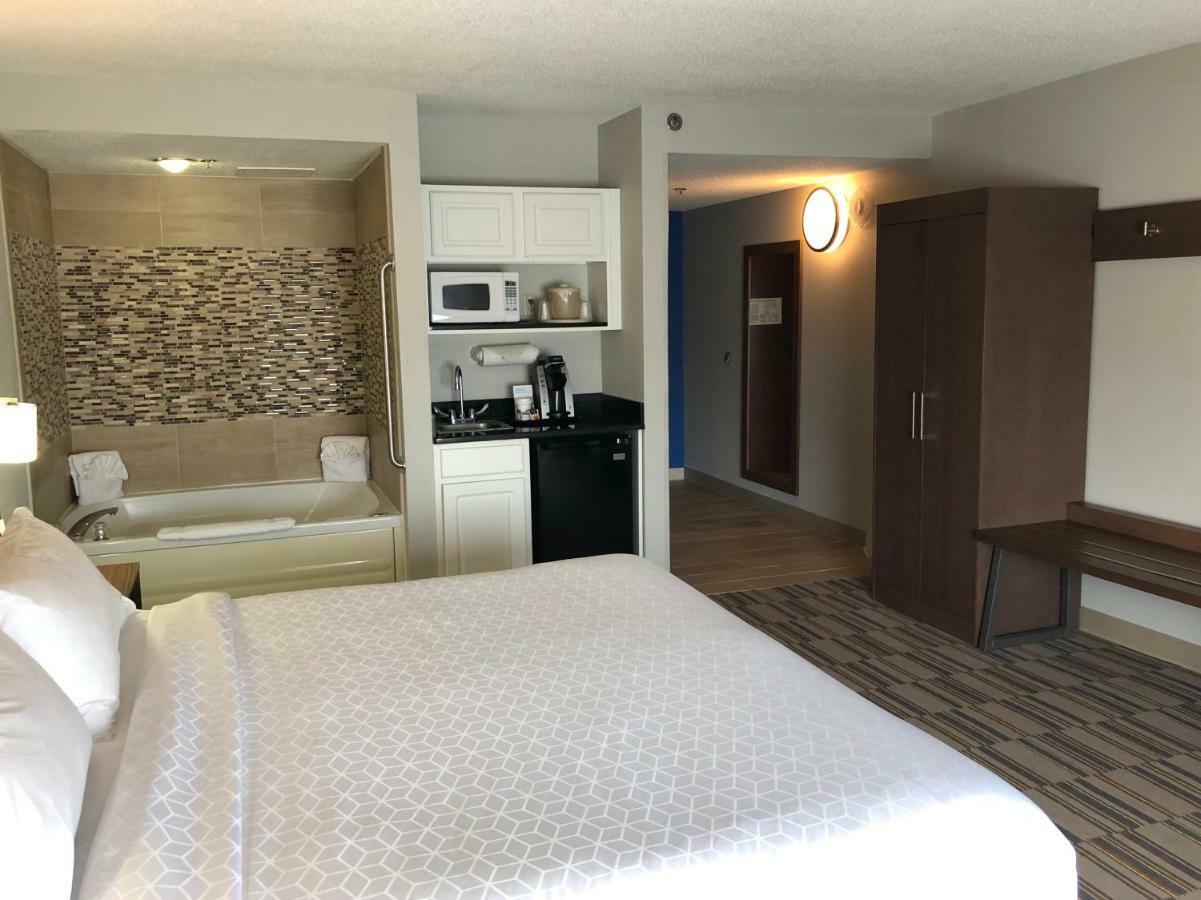 Holiday Inn Express And Suites Quakertown - Allentown Area By Ihg Eksteriør billede