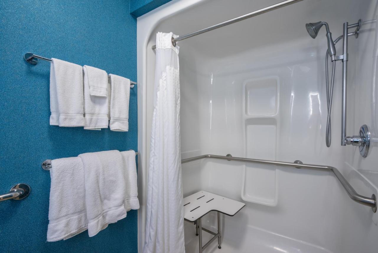Holiday Inn Express And Suites Quakertown - Allentown Area By Ihg Eksteriør billede